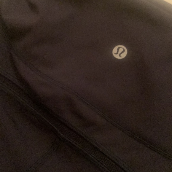 lululemon leggings - Picture 4 of 4